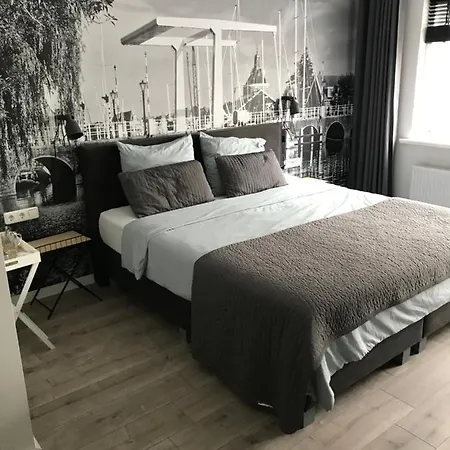 Alojamento de Acomodação e Pequeno-almoço Aan De Veste