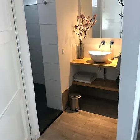 Aan De Veste Bed & Breakfast Enkhuizen